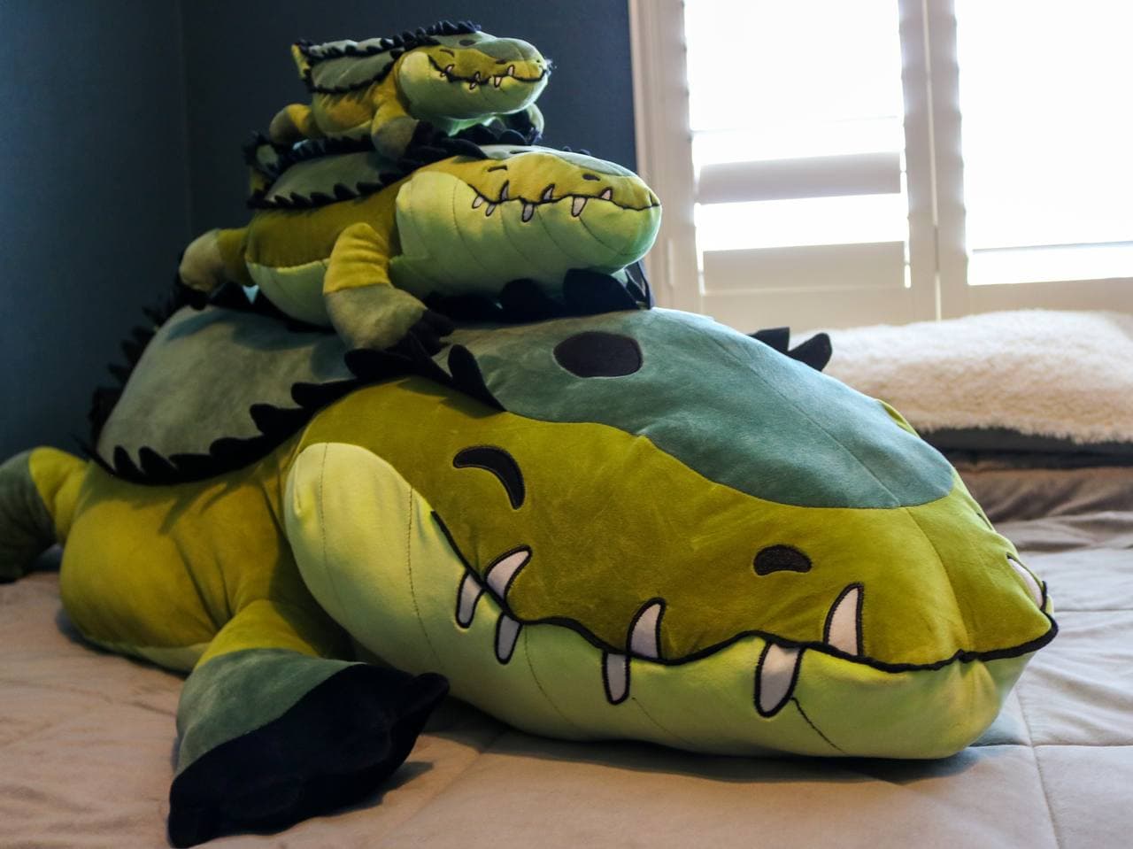 5ft Giant Gator Plush Creep Cat Toy Company